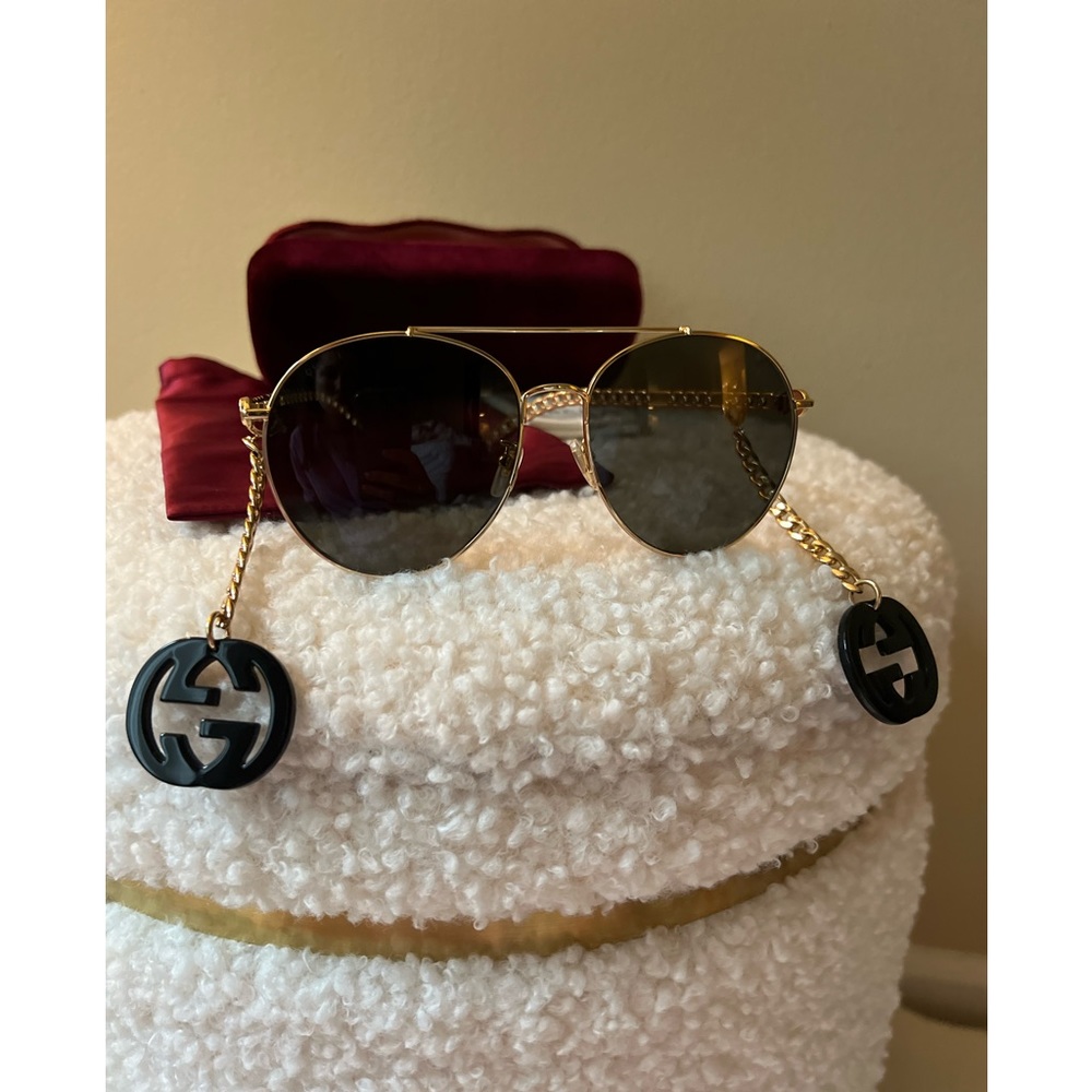 New Gucci Sunglasses Black/Gold